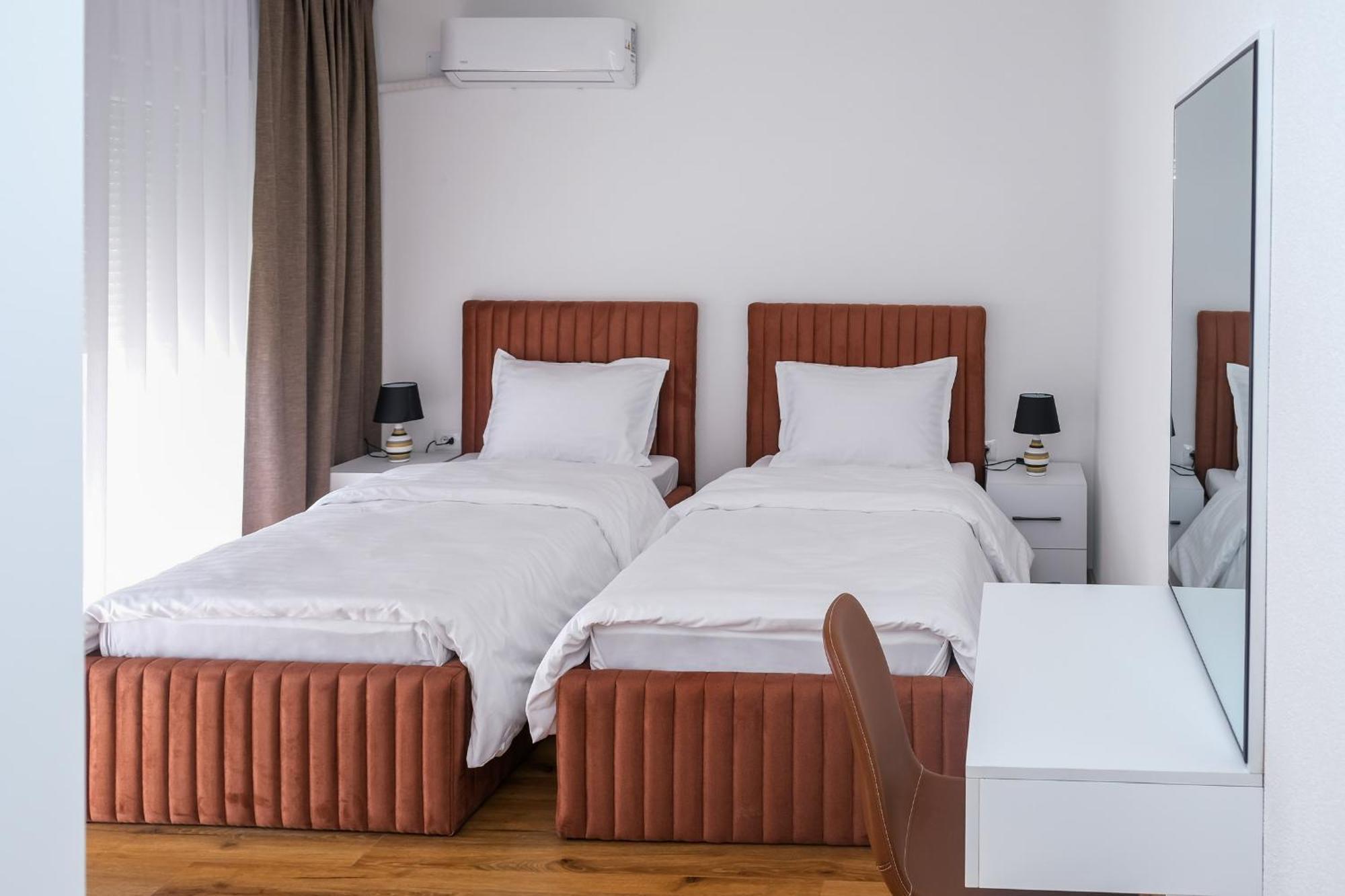 Nest Apartments Gjakova Exterior foto